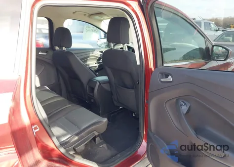 2015 Ford Escape Se z USA, uszkodzony, nr VIN 1FMCU0G71FUC75927